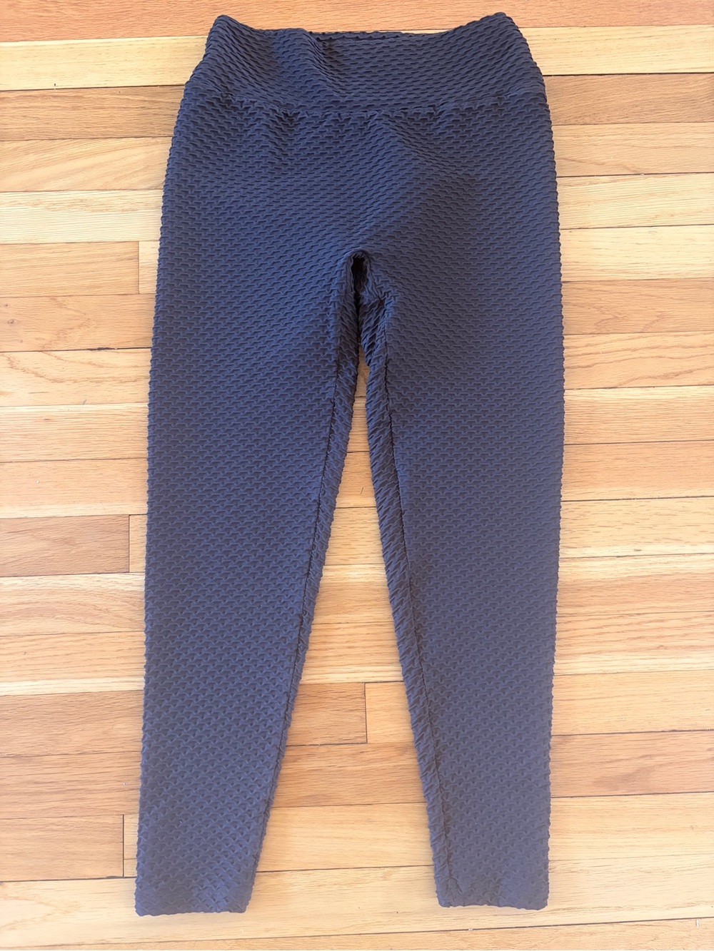 Booty by Brabant Curvy Croco Skin Seamless Textured Leggings